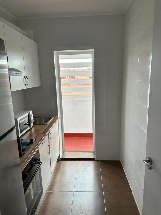 El Gengo Hostel Madrid Exterior photo